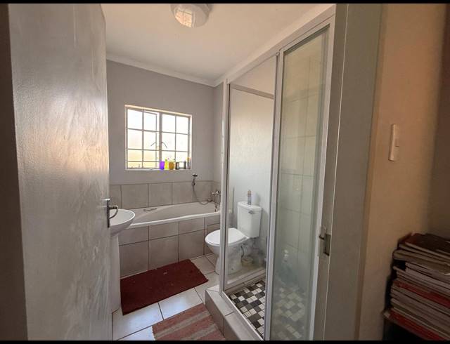 3 BEDROOM HOUSE FOR SALE IN WATERKLOOF EAST
